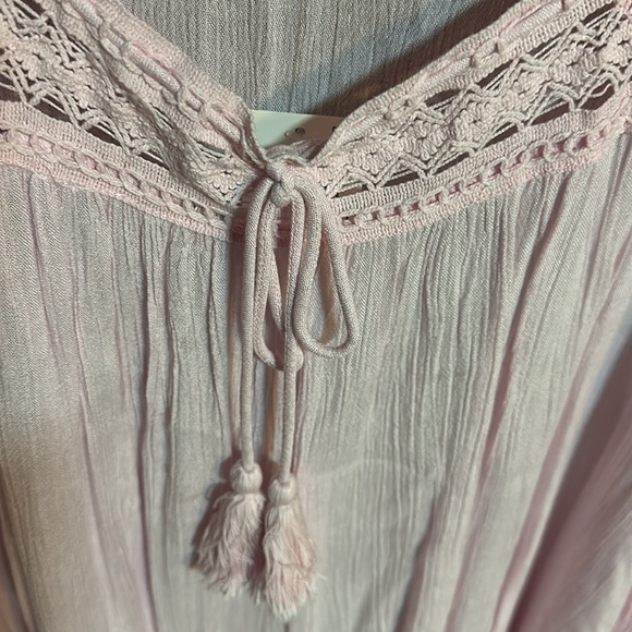 Ladies brand new size large pink long sleeve top. - Picture 4 of 5